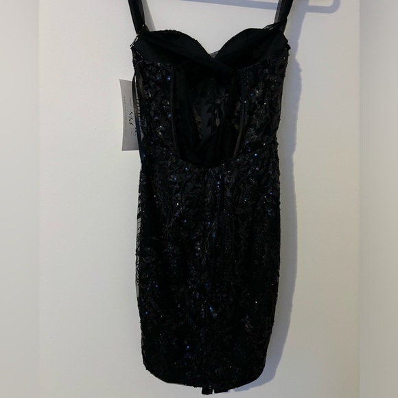 Mini Black sparkly Sequin party dress with corset and cross tie back (backless) - Picture 5 of 11